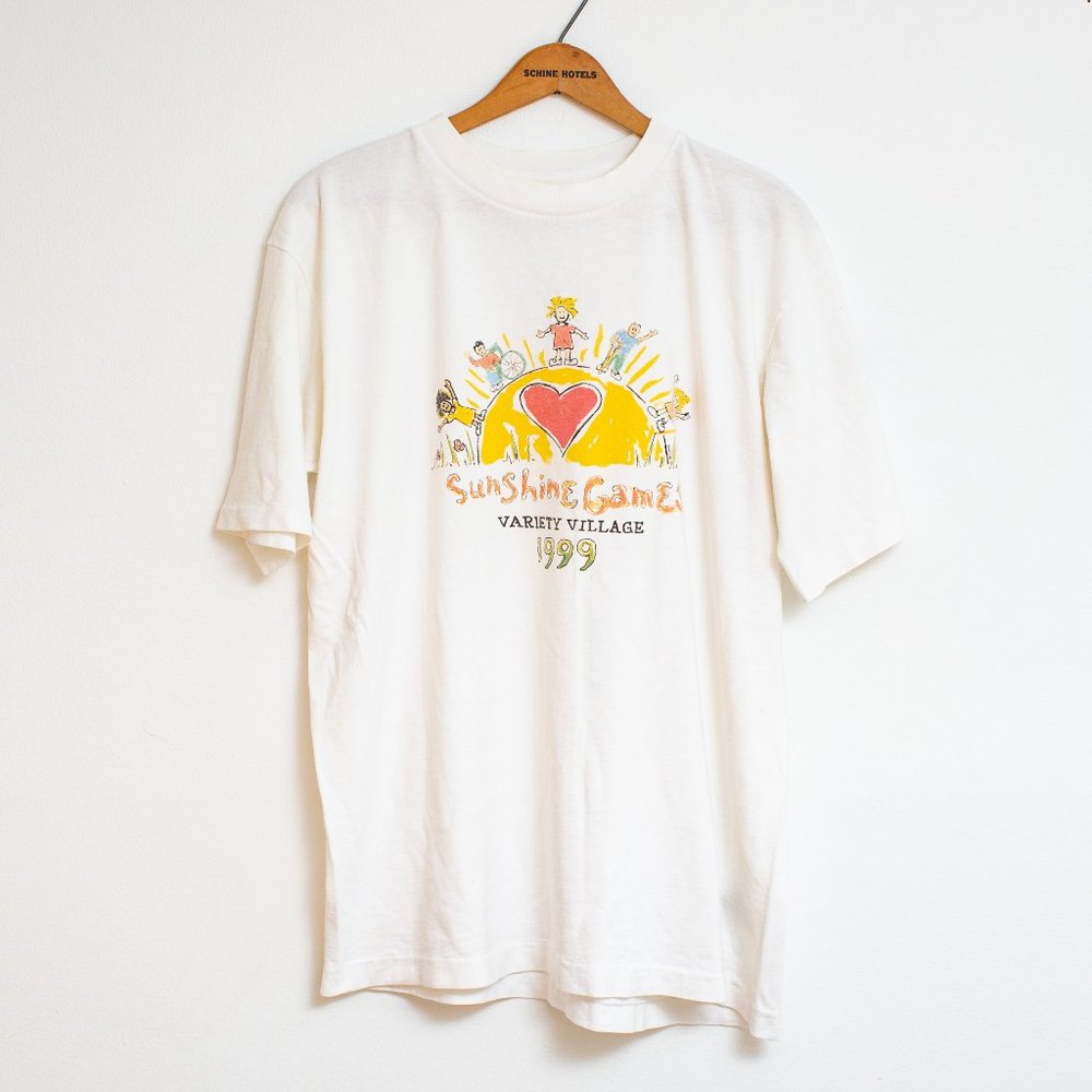 Vintage 1999 Sunshine Games Variety Village T-shirt Size L